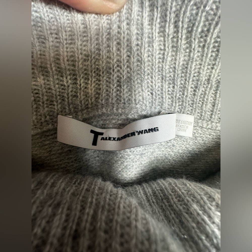 T Alexander Wang Gray Cashmere Wool Off Shoulder Long Sweater/ Tunic  Sz Medium - Picture 9 of 15